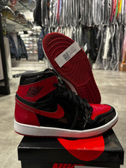 Jordan 1 Retro High OG Patent Bred (Preowned Size 9.5)