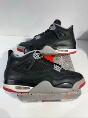 Jordan 4 Retro Bred Reimagined - Pre-Owned Size 8.5