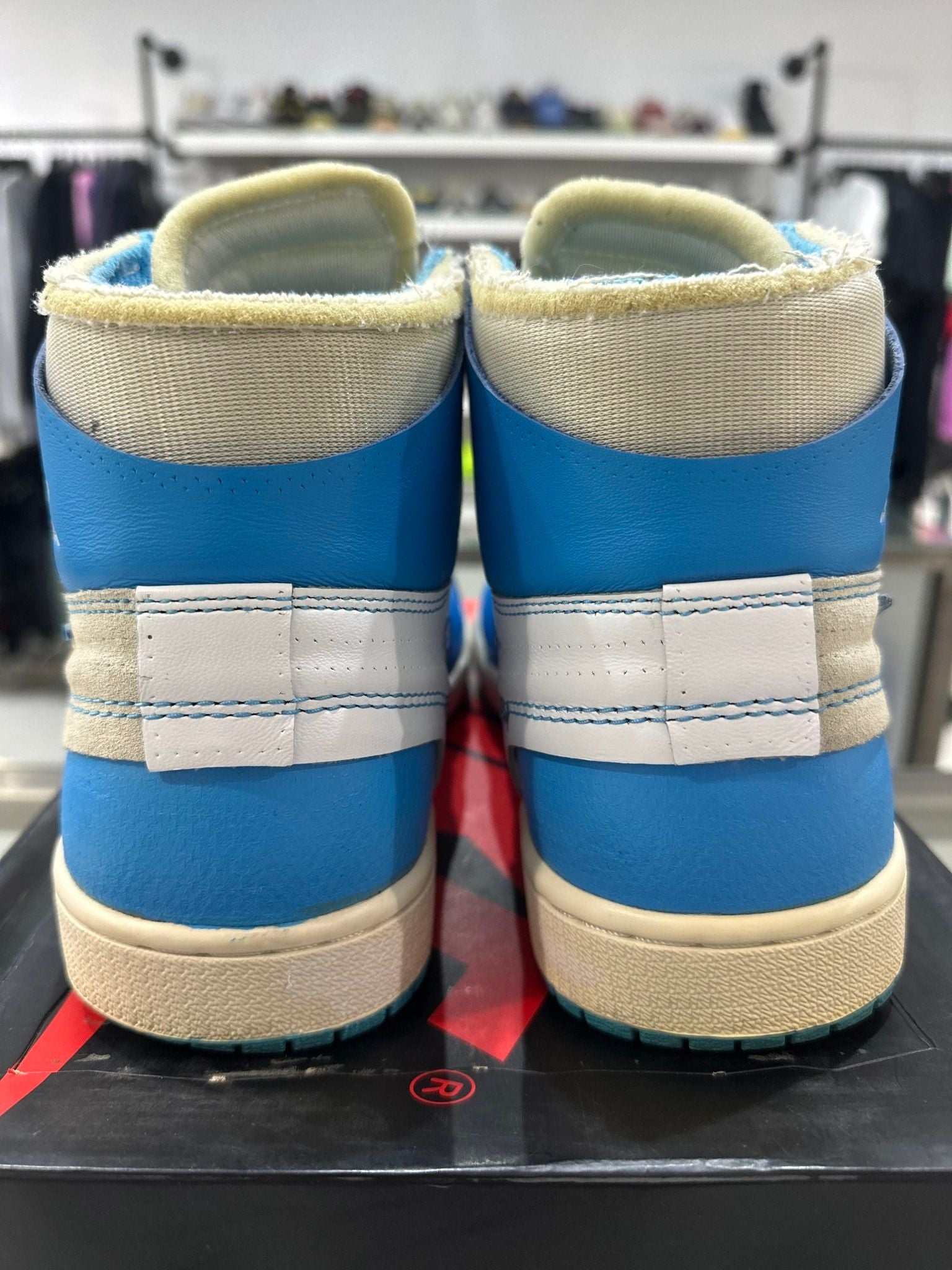 Jordan 1 Retro High Off-White University Blue - Pre-Owned Size 9.5