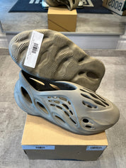 Adidas Yeezy Foam RNNR Stone Sage - Pre-Owned Size 13