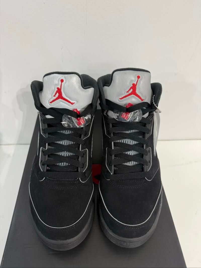 Jordan 5 Retro OG Black Metallic Reimagined - Lightly Pre-Owned Size 8.5