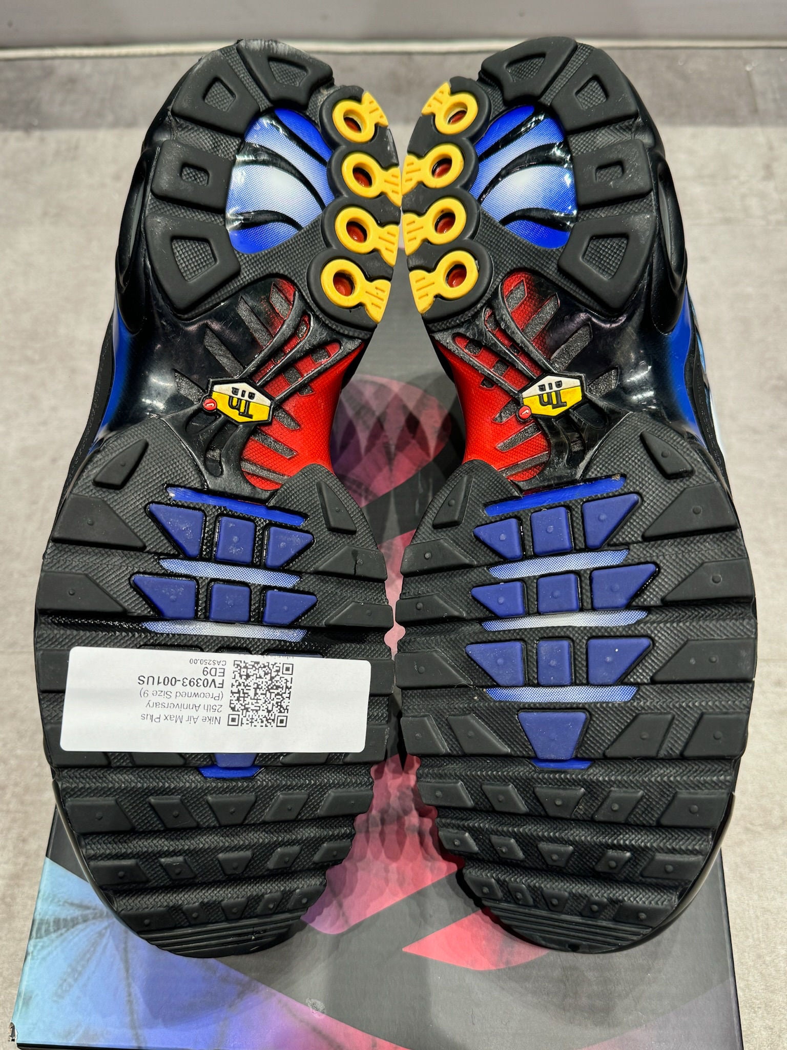 Nike Air Max Plus 25th Anniversary - Pre-Owned Size 9