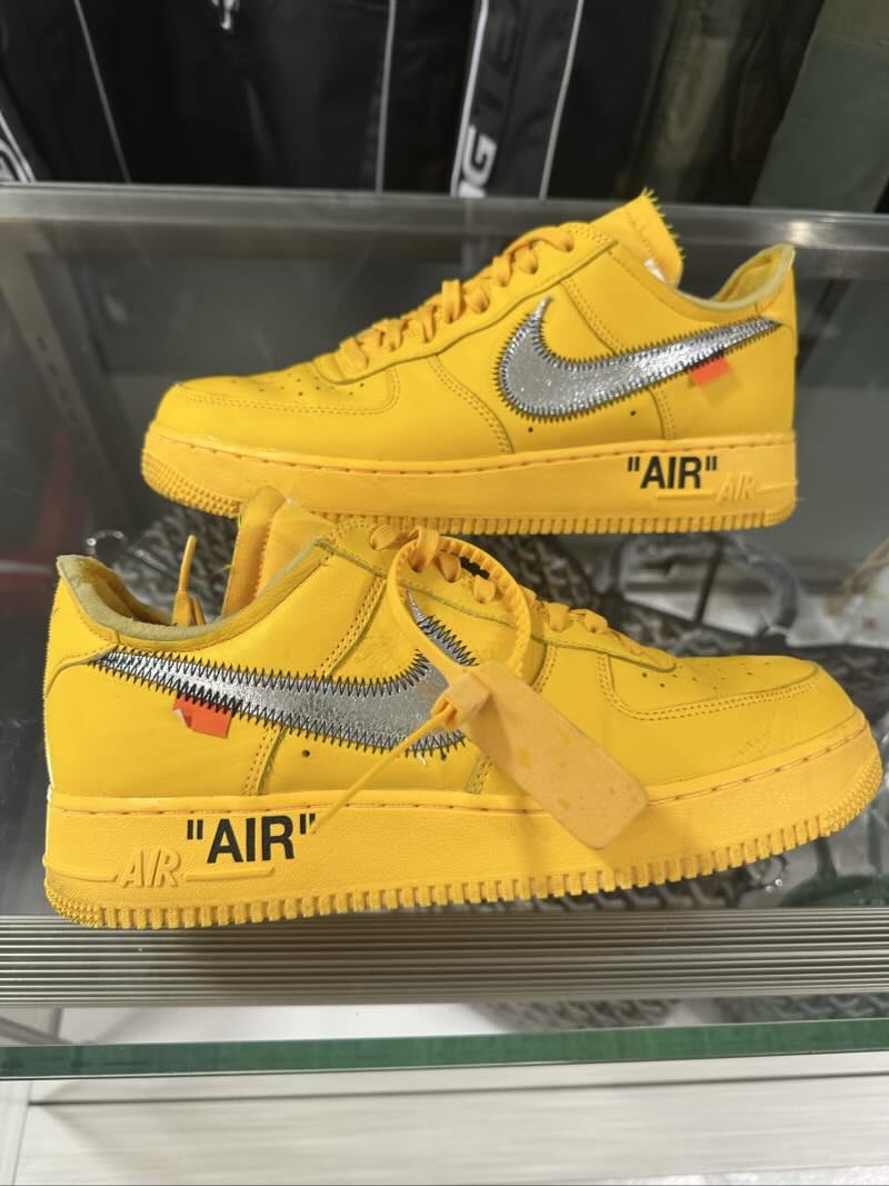 Nike Air Force 1 Low Off-White ICA University Gold - Pre-Owned Size 9 (No original box)