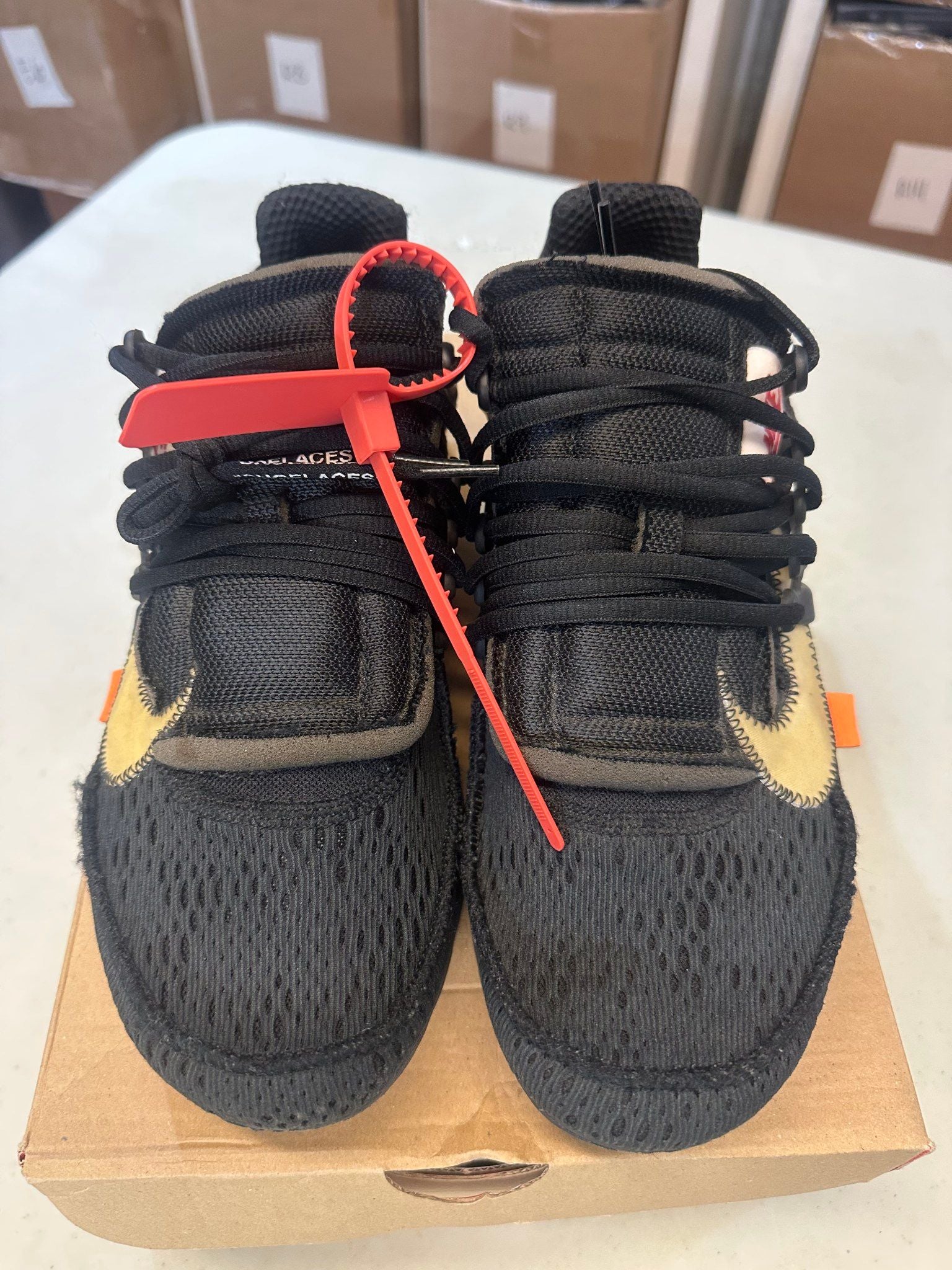 Nike X Off-White Air Presto Black (2018) - Pre-Owned Size 9