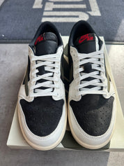Jordan 1 Retro Low OG SP Travis Scott Olive (W) - Pre-Owned Size 10M/11.5W