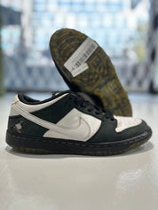 Nike SB Dunk Low Staple Panda Pigeon - Pre-Owned Size 8.5 (No original box)