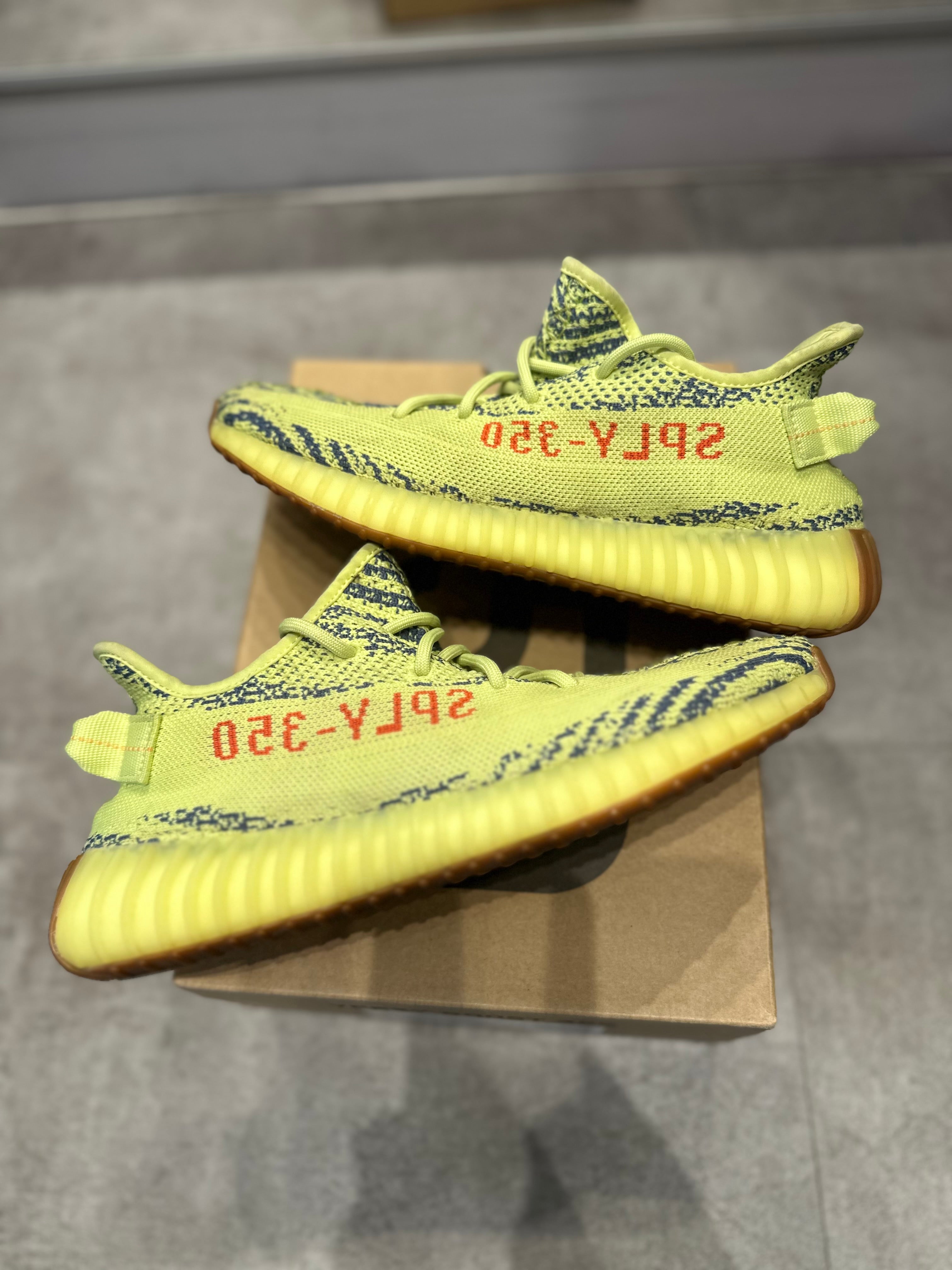Adidas Yeezy Boost 350 V2 Semi Frozen Yellow - Pre-Owned Size 8