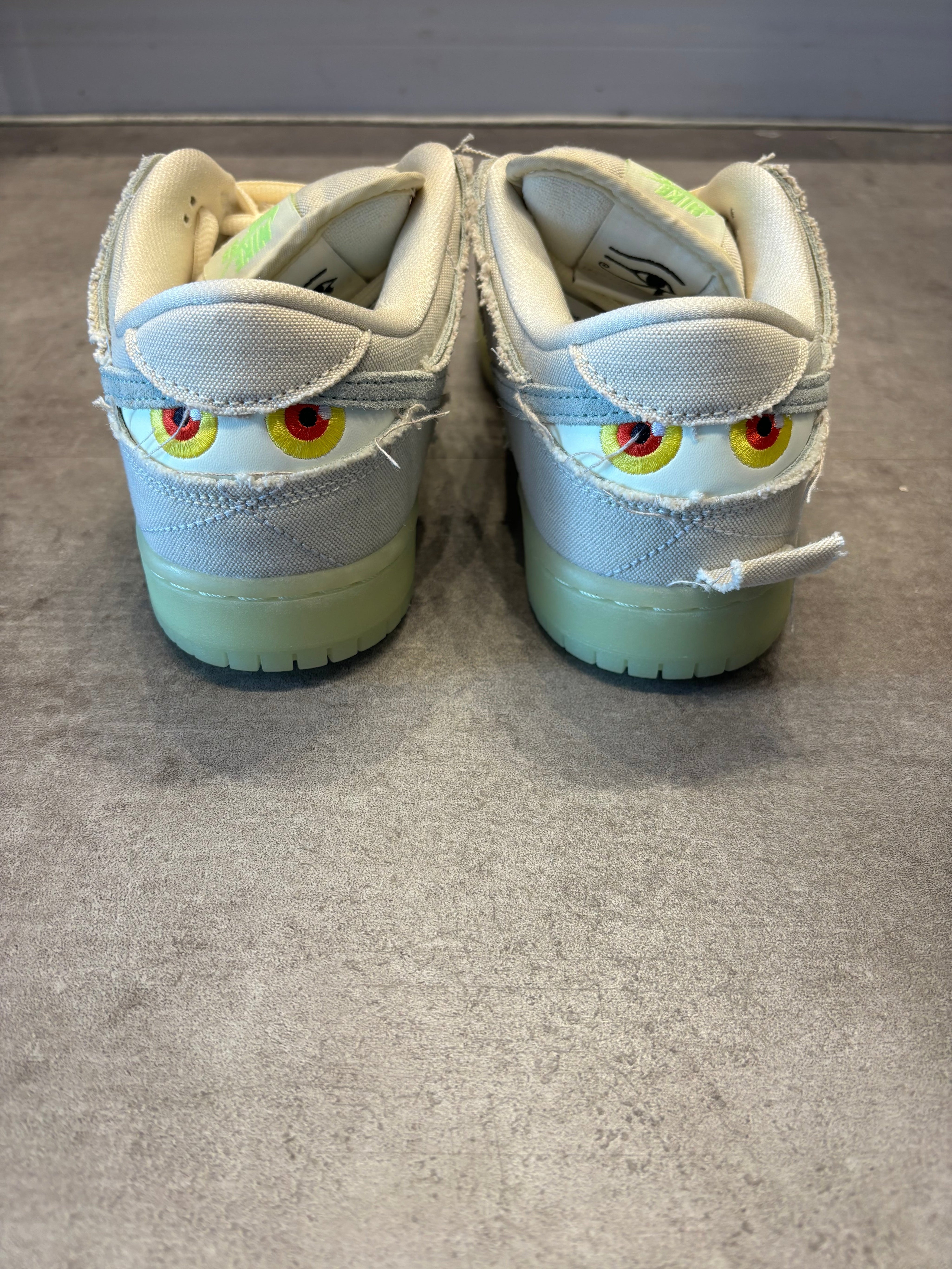 Nike SB Dunk Low Mummy - Pre-Owned Size 8.5 (No original box)