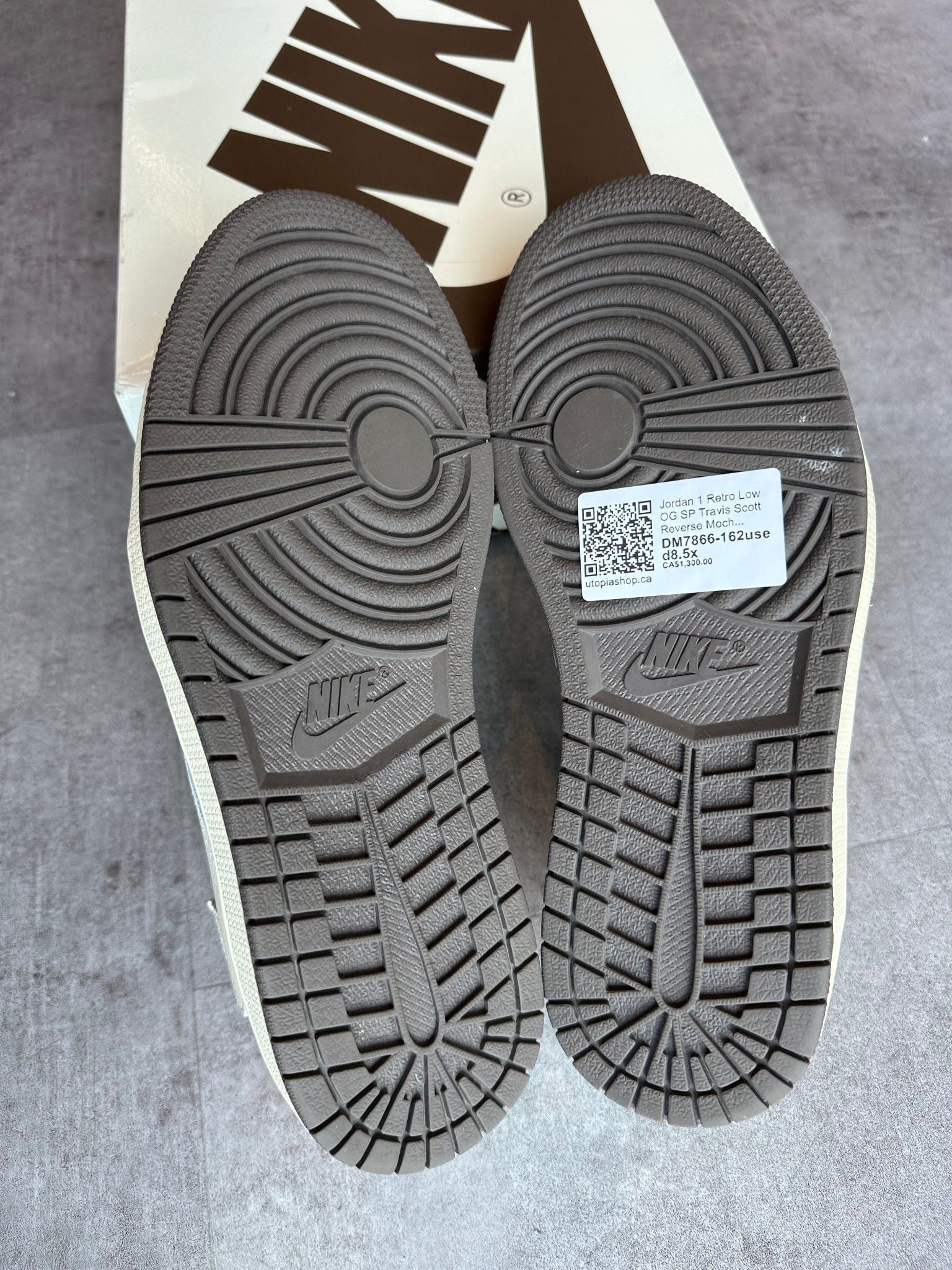 Jordan 1 Retro Low OG SP Travis Scott Reverse Mocha - Pre-Owned Size 8.5