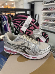 ASICS Gel-Kayano 14 Cream Sweet Pink - Pre-Owned Size 8.5