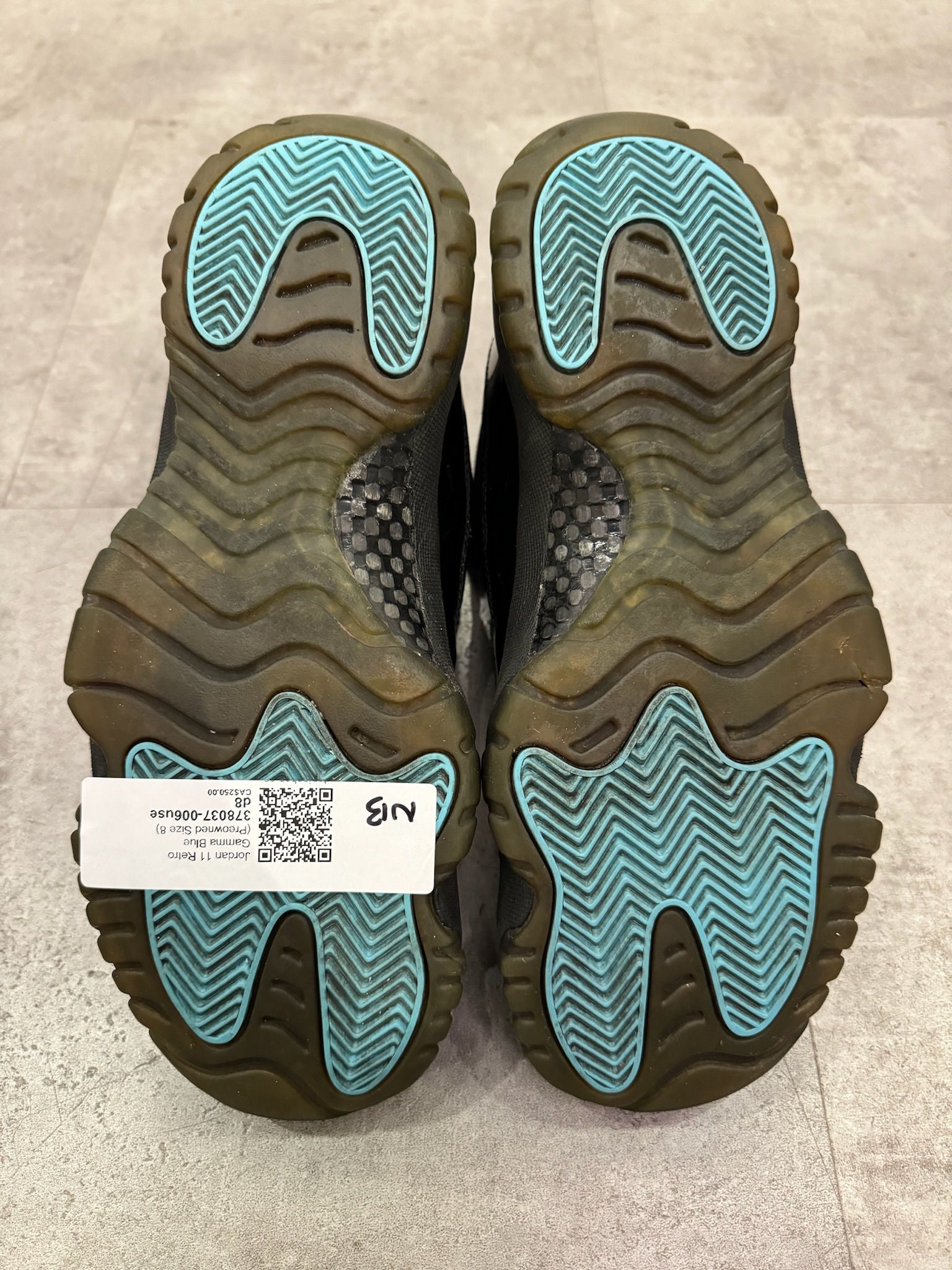 Jordan 11 Retro Gamma Blue (Preowned Size 8) - Pre-Owned (No original box)