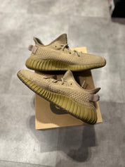 Adidas Yeezy Boost 350 V2 Earth - Pre-Owned Size 9.5