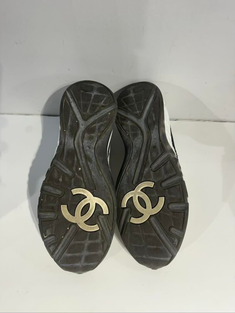 Chanel Interlocking CC Logo Mesh Chunky Sneakers - Pre-Owned Size 11 (No original box)