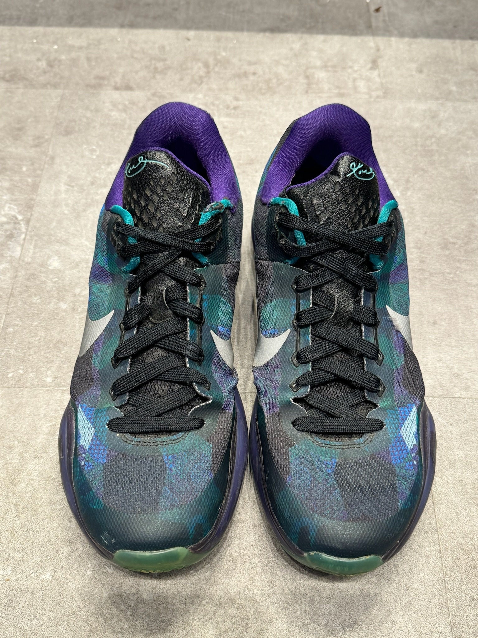 Nike Kobe 10 Peach Jam - Pre-Owned Size 9 (No original box)