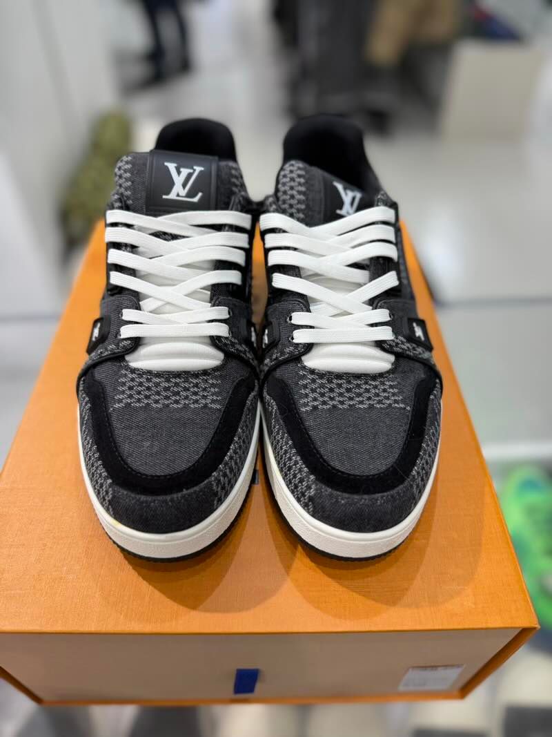 Louis Vuitton LV Trainer Black Damier 3D Denim - Pre-Owned Size LV7/ US8.5M