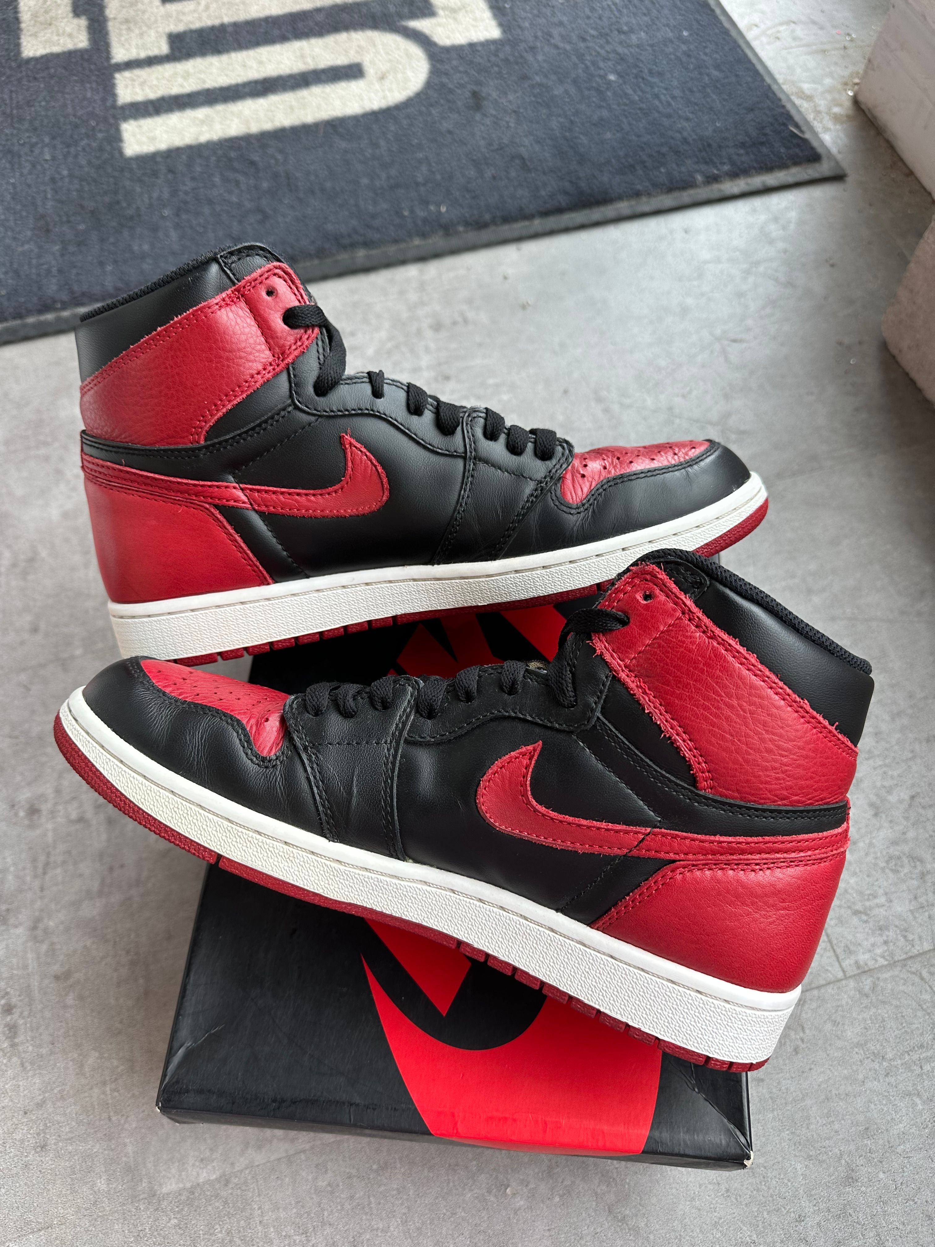 Jordan 1 Retro High Bred Banned (2016) - Pre-Owned Size 8.5