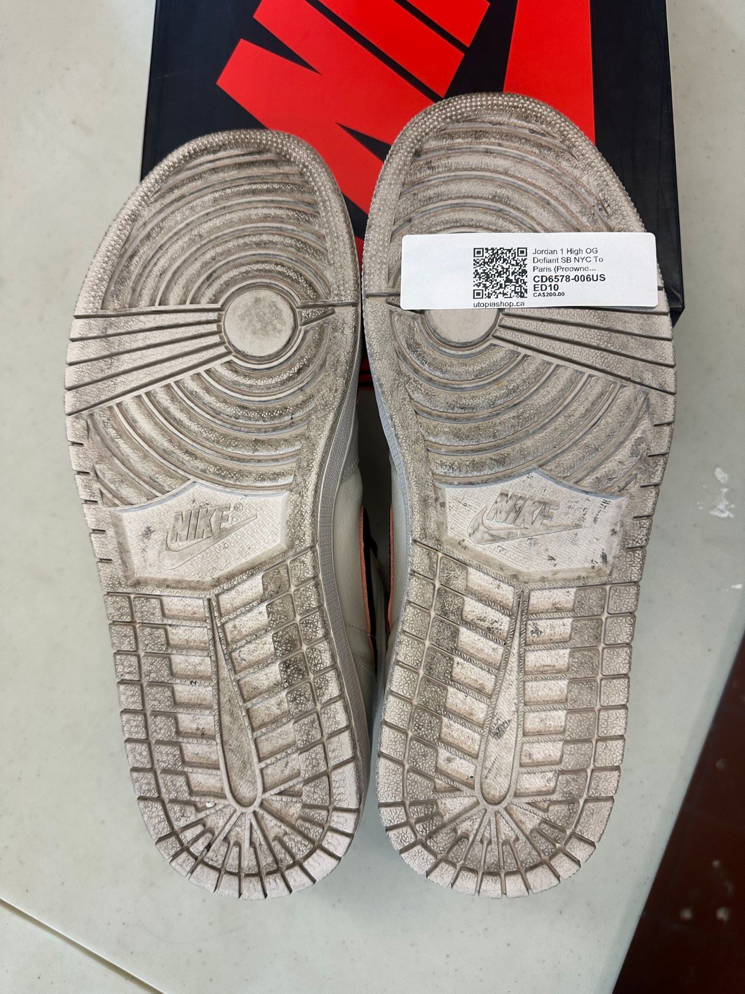 Jordan 1 High OG Defiant SB NYC To Paris - Pre-Owned Size 10