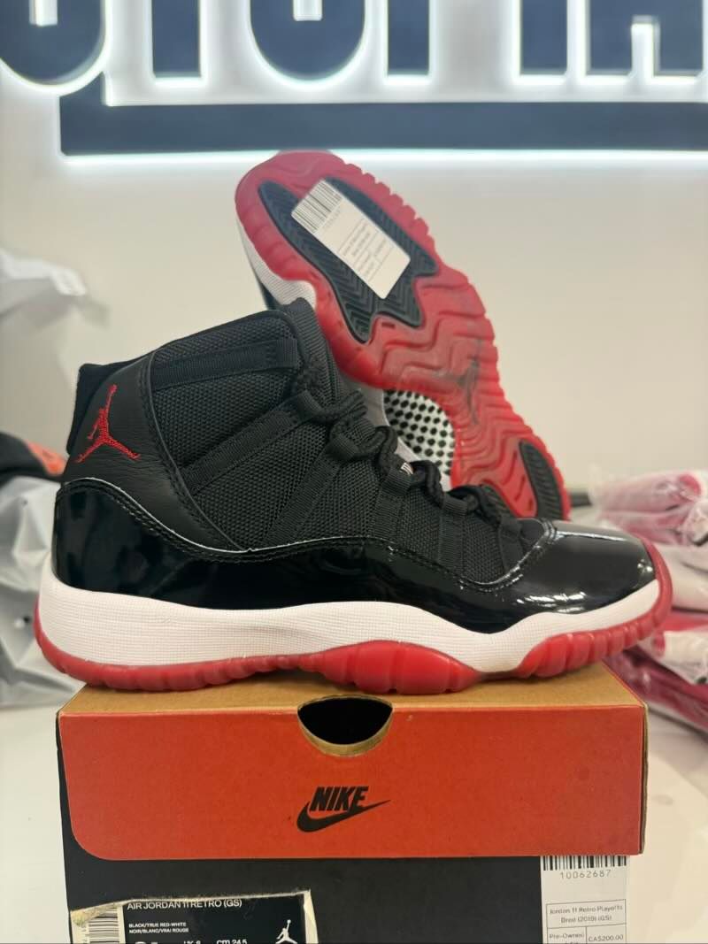Jordan 11 Retro Playoffs Bred (2019) (GS) - Pre-Owned Size 6.5Y
