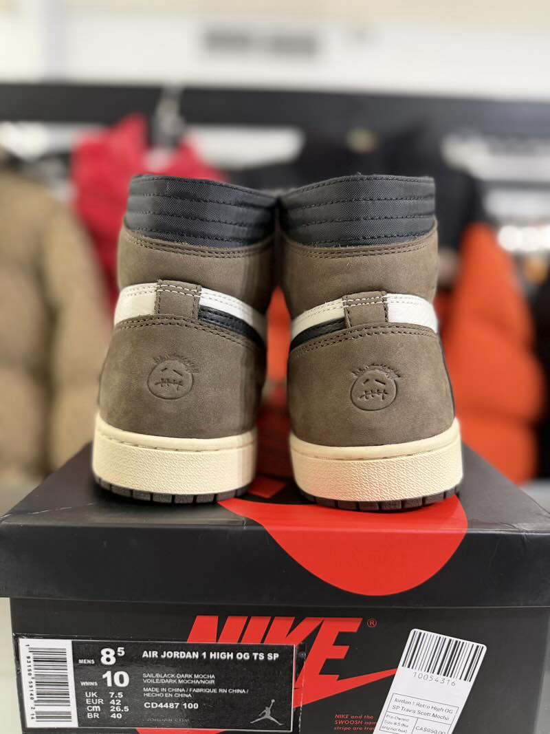 Jordan 1 Retro High OG SP Travis Scott Mocha - Pre-Owned Size 8.5 (No original box)