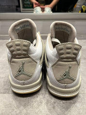 Jordan 4 Retro Sand (2006) - Pre-Owned Size 8.5