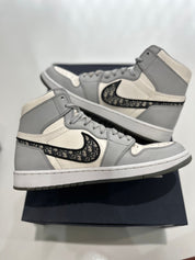 Jordan 1 Retro High Dior - Pre-Owned Size 9.5