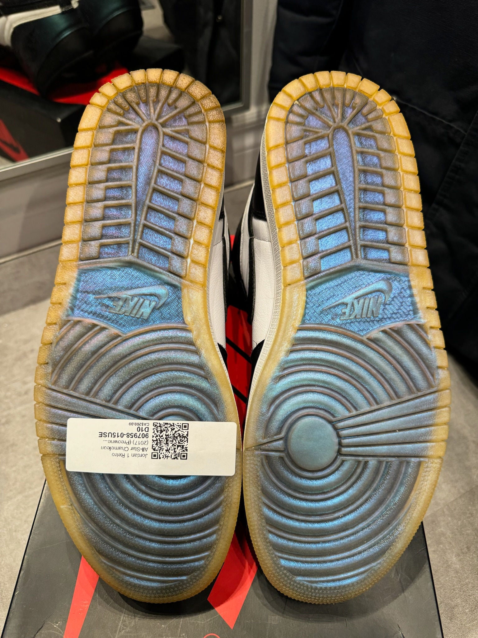 Jordan 1 Retro All-Star Chameleon (2017) - Pre-Owned Size 10