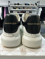 Alexander McQueen Oversized White Black (Women's) - Pre-Owned  Size 39/US6