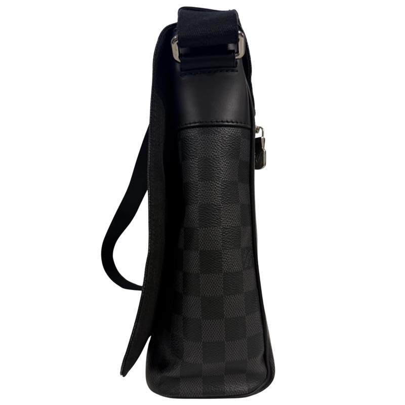 Louis Vuitton Damier District Messenger Bag Graphite - Lightly Used