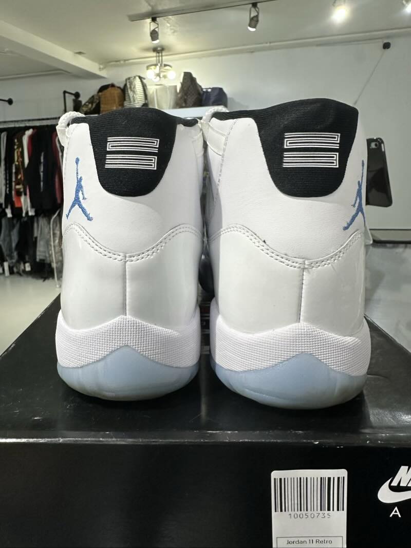Jordan 11 Retro Legend Blue (2024) - Pre-Owned Size 10.5