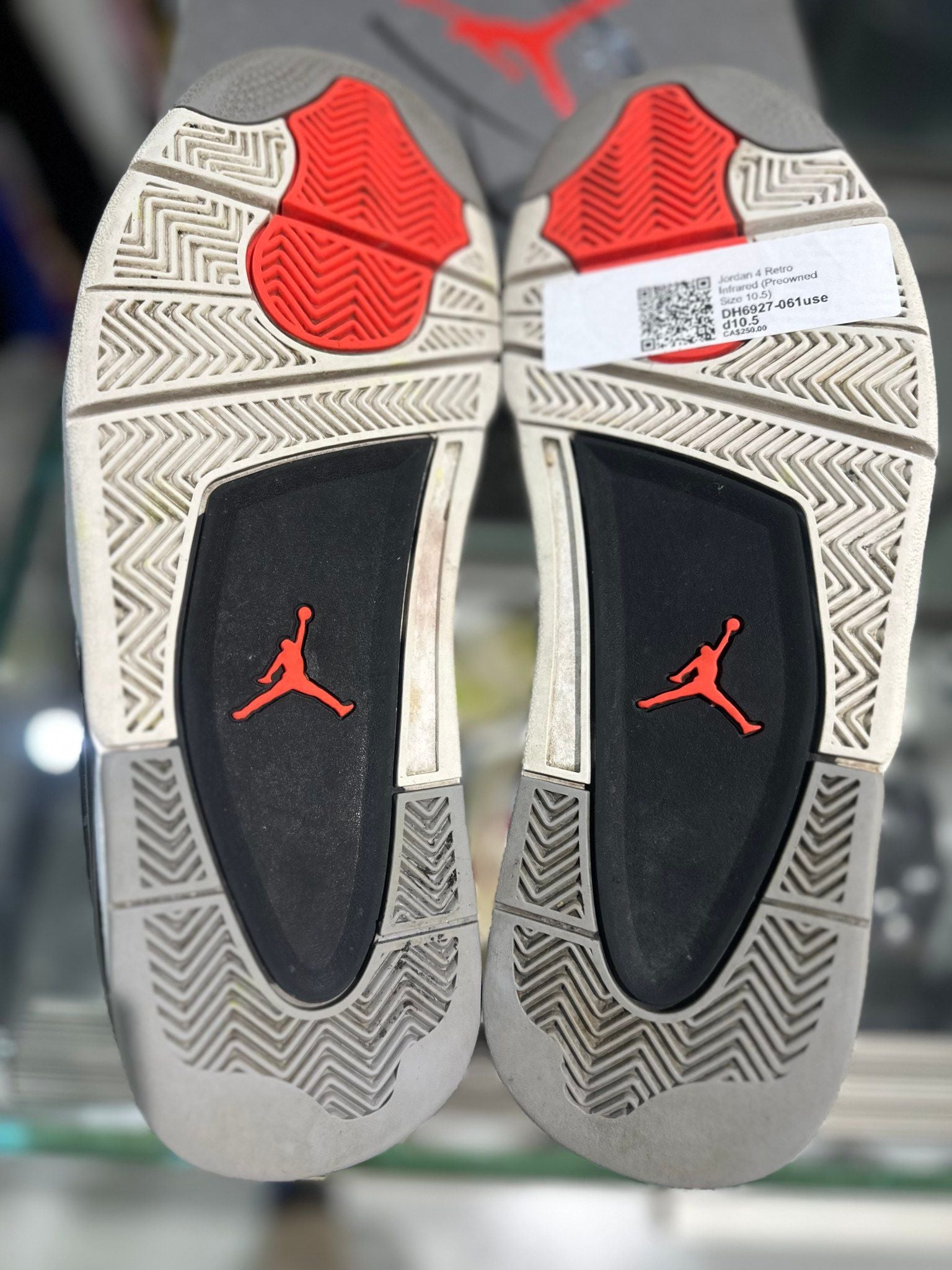 Jordan 4 Retro Infrared - Pre-Owned Size 10.5