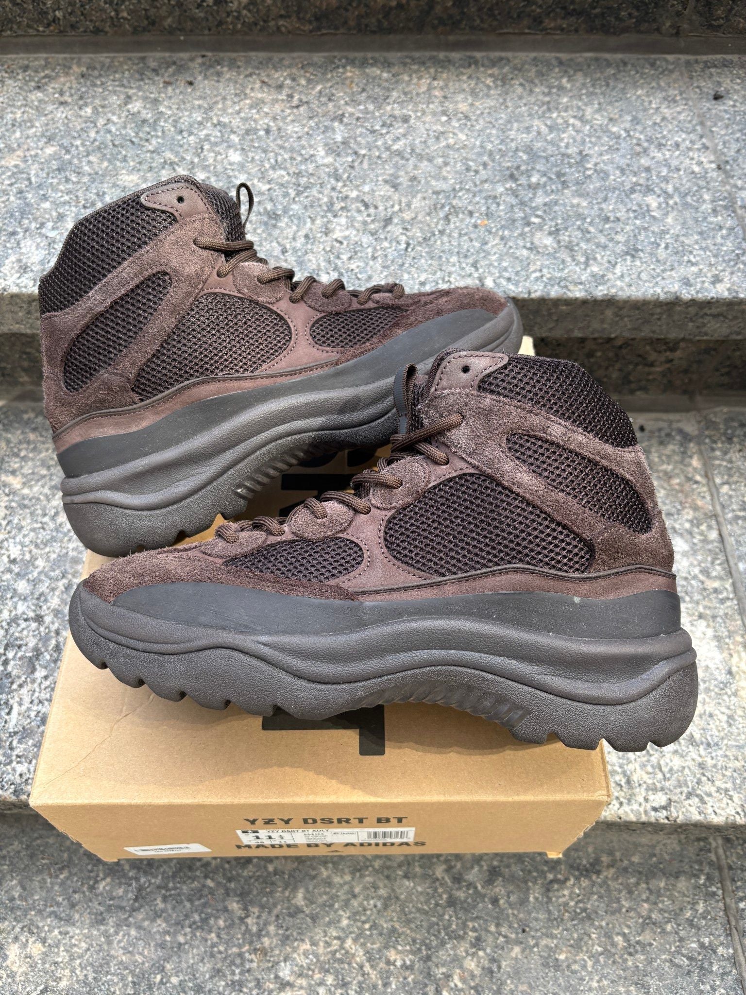 Adidas Yeezy Desert Boot Oil - Pre-Owned Size 11.5