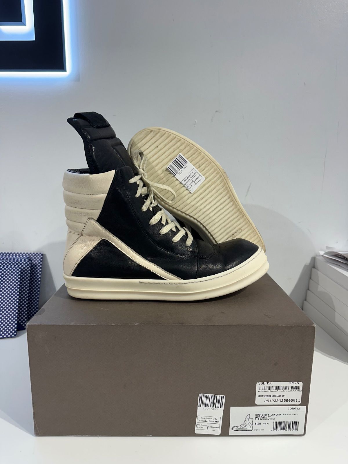 Rick Owens Lido Geobasket Black Milk - Pre-Owned Size 12