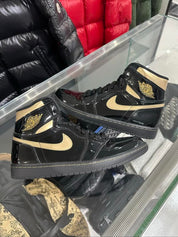 Jordan 1 Retro High Black Metallic Gold (2020) - Pre-Owned Size 10 (No original box)