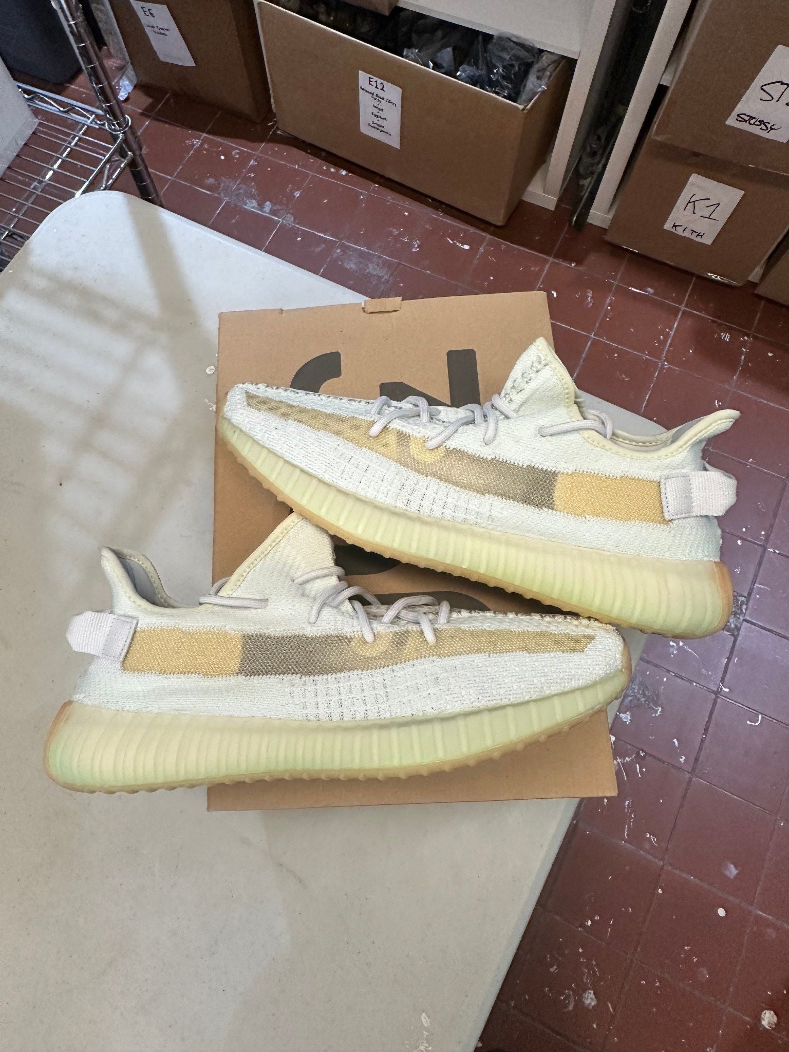 Adidas Yeezy Boost 350 V2 Hyperspace - Pre-Owned Size 12.5