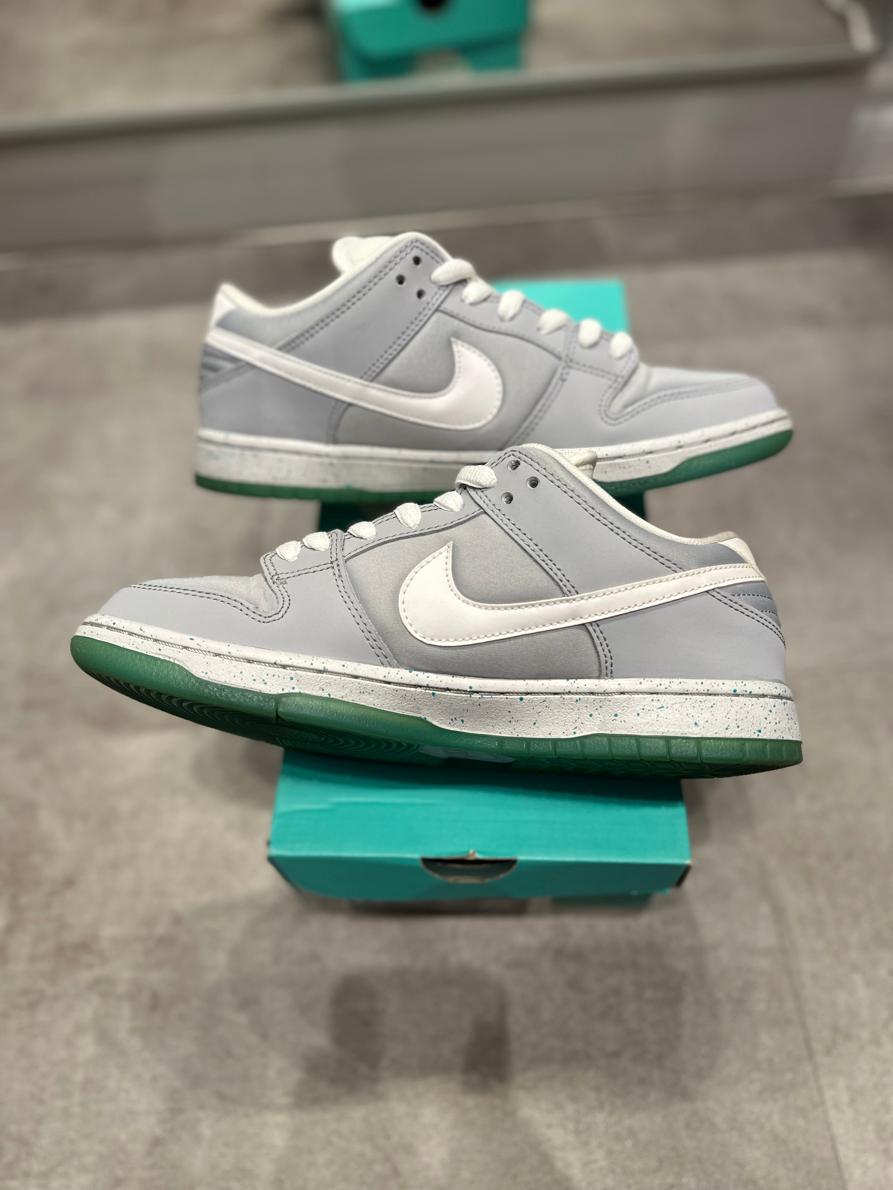Nike SB Dunk Low Marty McFly - Pre-Owned Size 8.5