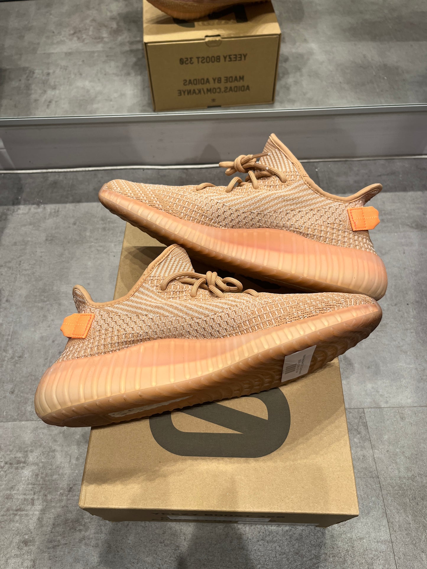 Adidas Yeezy Boost 350 V2 Clay (Preowned)