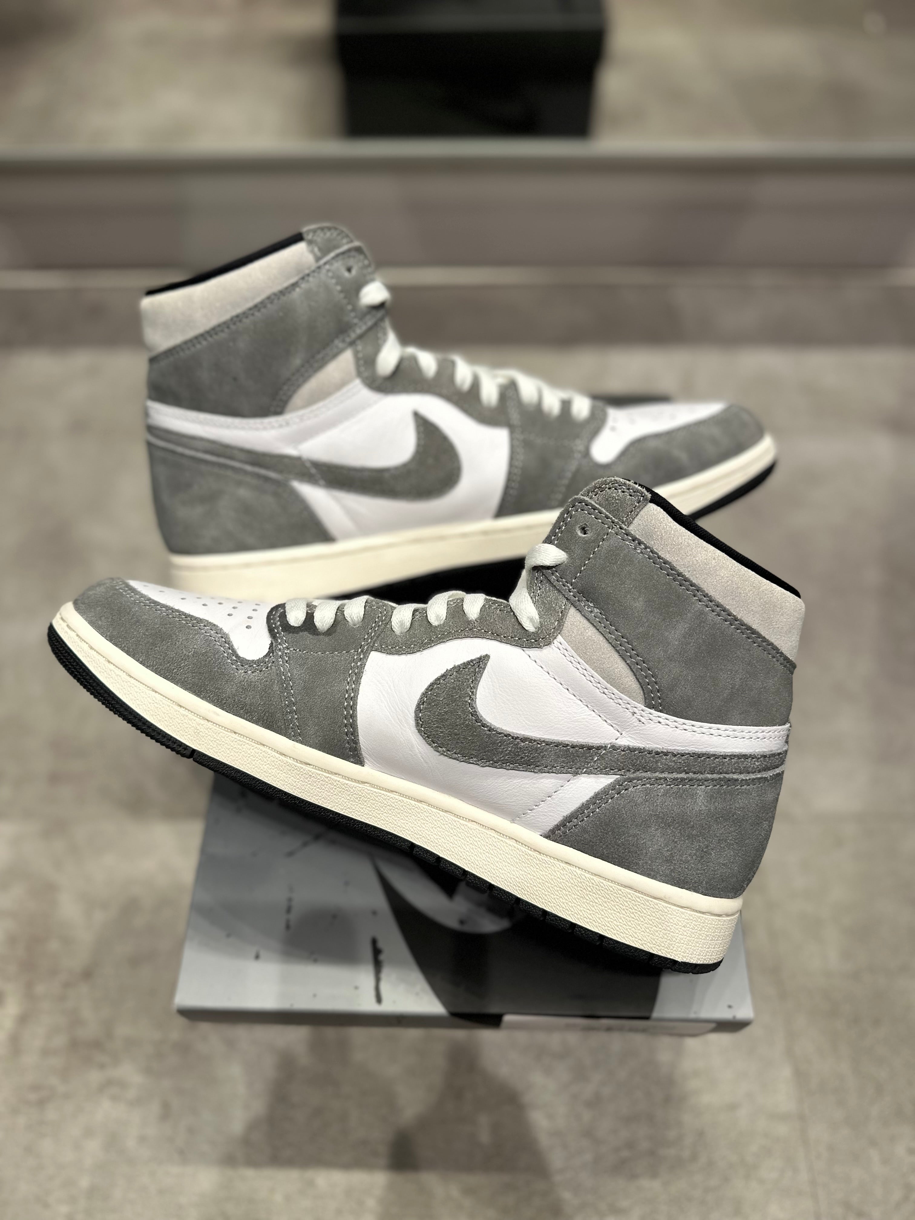 Jordan 1 Retro Washed Black - Pre-Owned Size 10