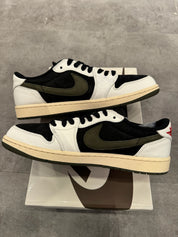 Jordan 1 Retro Low OG SP Travis Scott Olive (W) - Worn Twice Size 10.5M/12W
