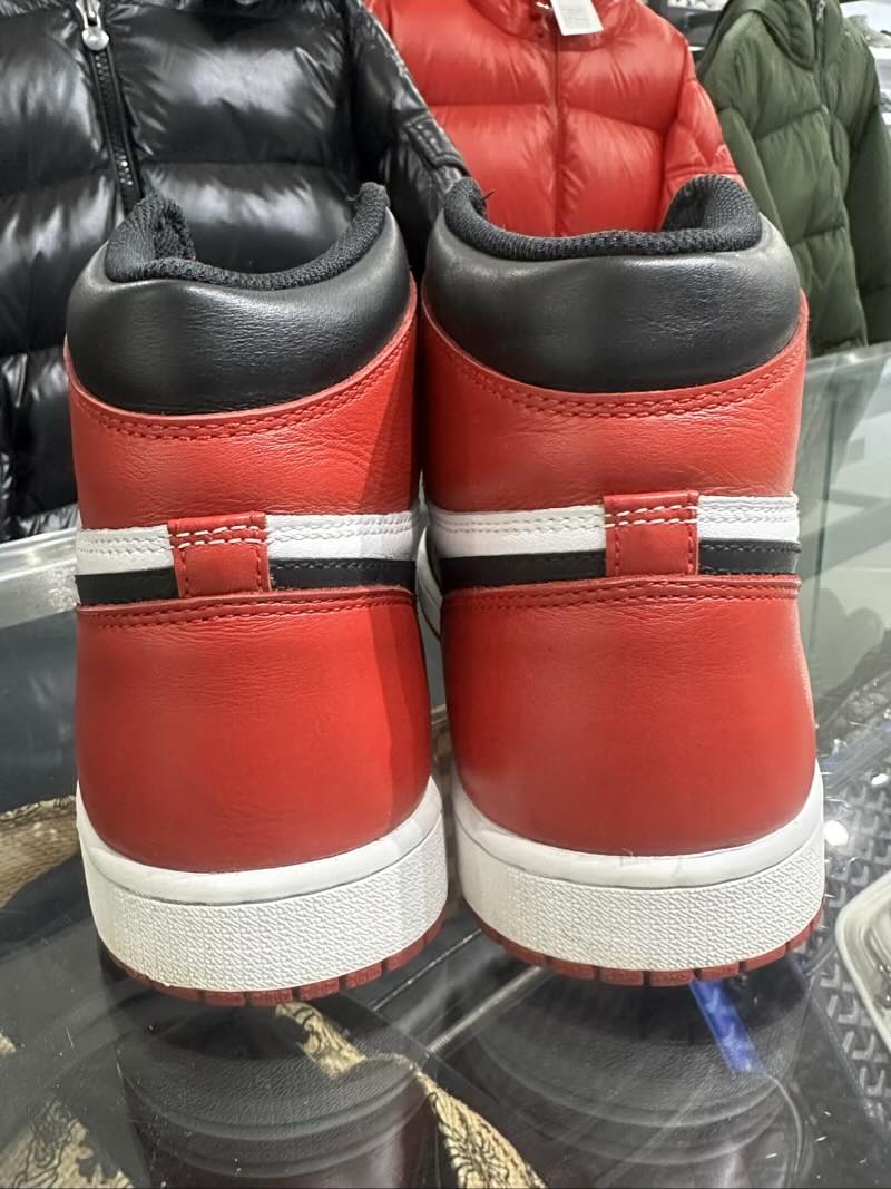 Jordan 1 Retro High OG Black Toe (2016) - Pre-Owned Size 10 (No original box)