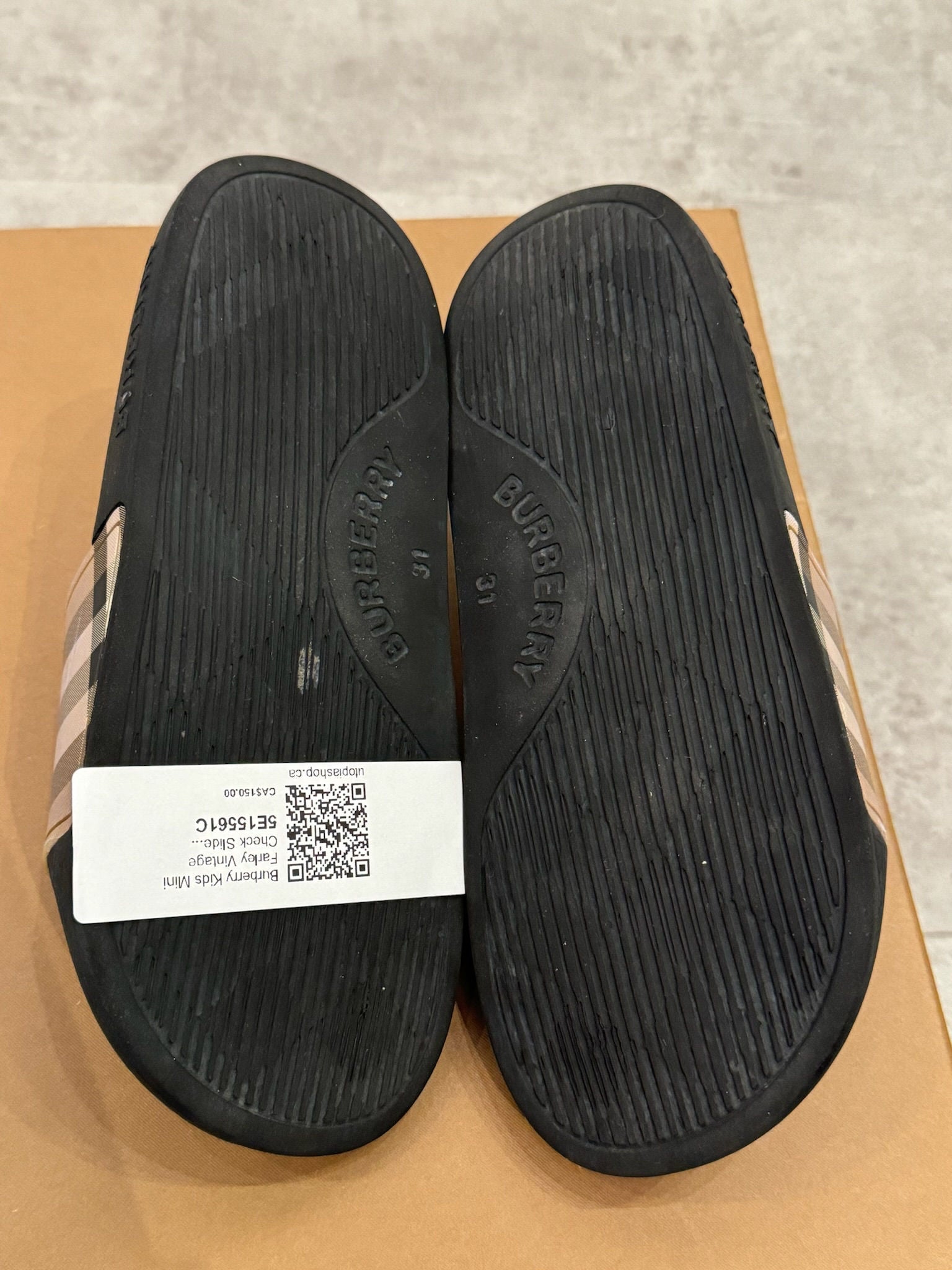 Burberry Kids Mini Farley Vintage Check Slides (Preowned Size 31/2y) - Pre-Owned