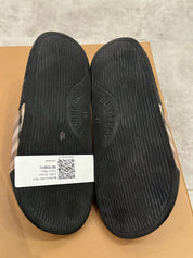 Burberry Kids Mini Farley Vintage Check Slides (Preowned Size 31/2y) - Pre-Owned