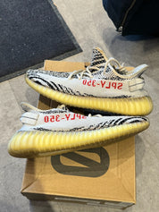Adidas Yeezy Boost 350 V2 Zebra - Pre-Owned Size 9.5