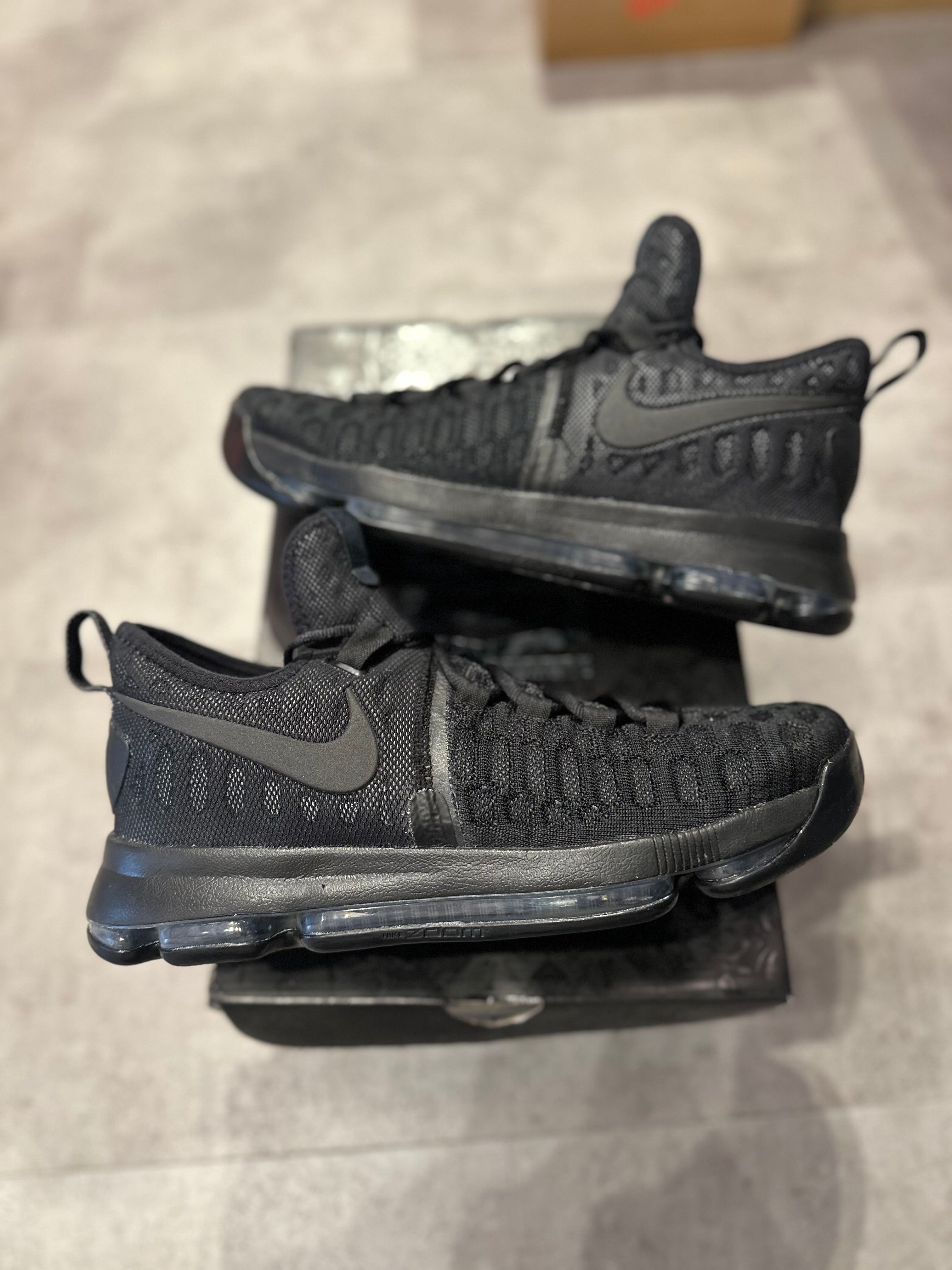 Nike KD 9 Black Space - Pre-Owned Size 10