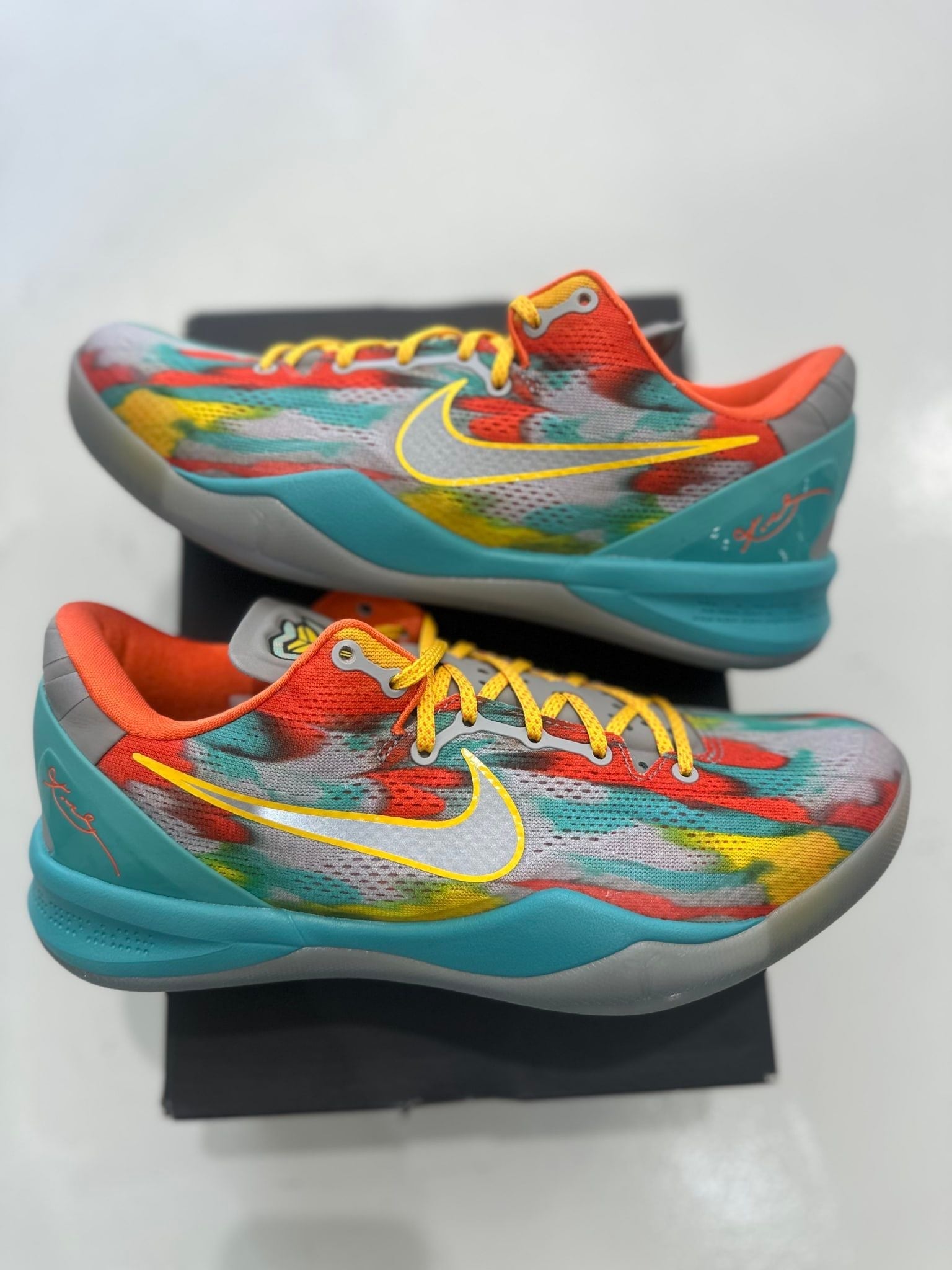 Nike Kobe 8 Protro Venice Beach (2024) - Pre-Owned Size 10M