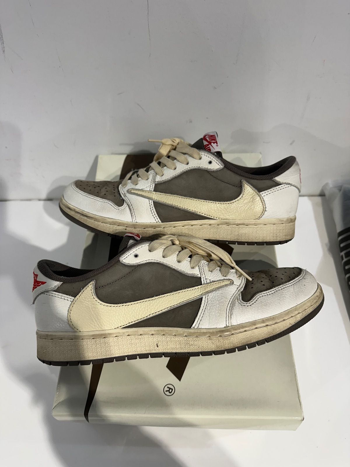 Jordan 1 Retro Low OG SP Travis Scott Reverse Mocha - Pre-Owned Size 8.5