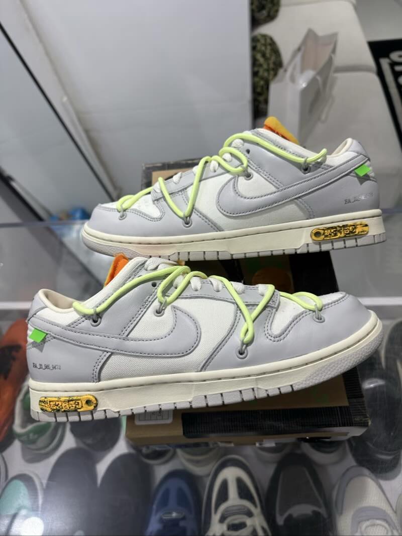 Nike Dunk Low Off-White Lot 43 - Pre-Owned Size 9