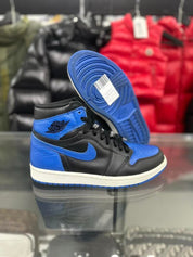 Jordan 1 Retro High Royal (2017) - Pre-Owned Size 8 (No original box)