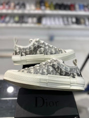 Dior B23 Low Top Logo Oblique - Pre-Owned Size 40 / US 7.5M