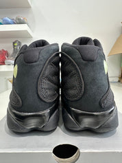 Jordan 13 Retro Black Cat - Pre-Owned Size 9
