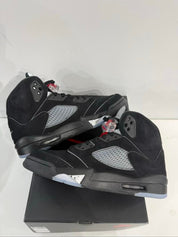 Jordan 5 Retro OG Black Metallic Reimagined - Lightly Pre-Owned Size 8.5